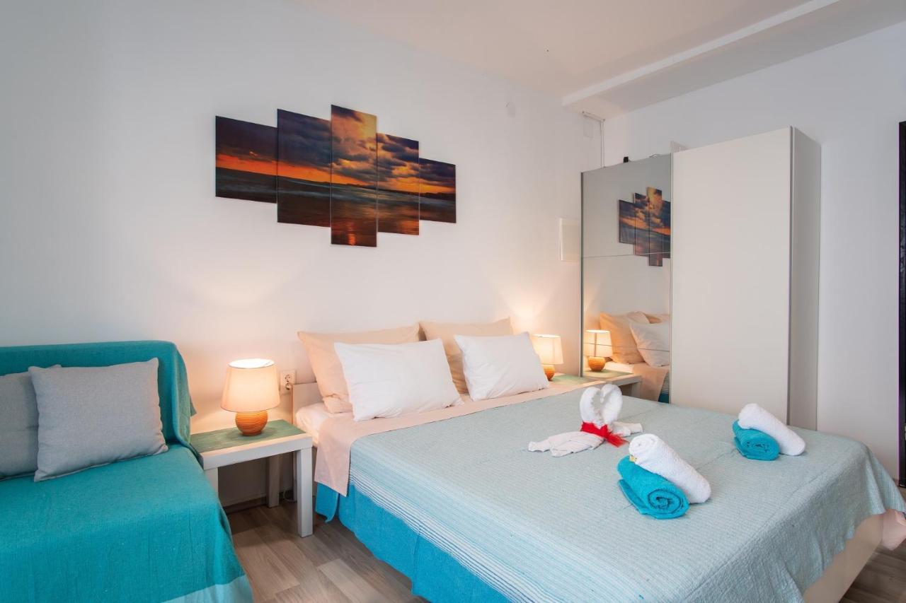 Private Holliday Apartment Pag Town Eksteriør bilde
