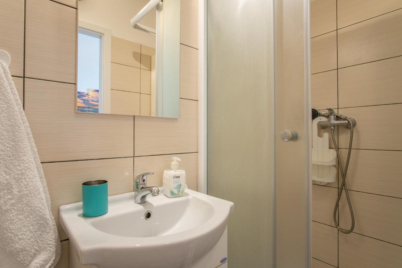 Private Holliday Apartment Pag Town Eksteriør bilde